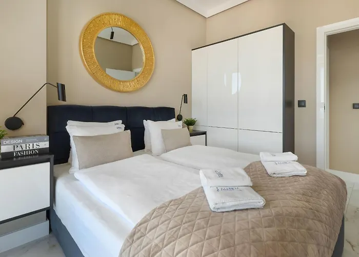 Platan Tower 113 By Interhome * Svinoústí