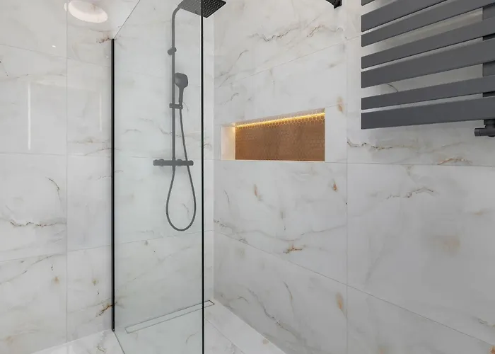 Platan Tower 113 By Interhome Svinoústí