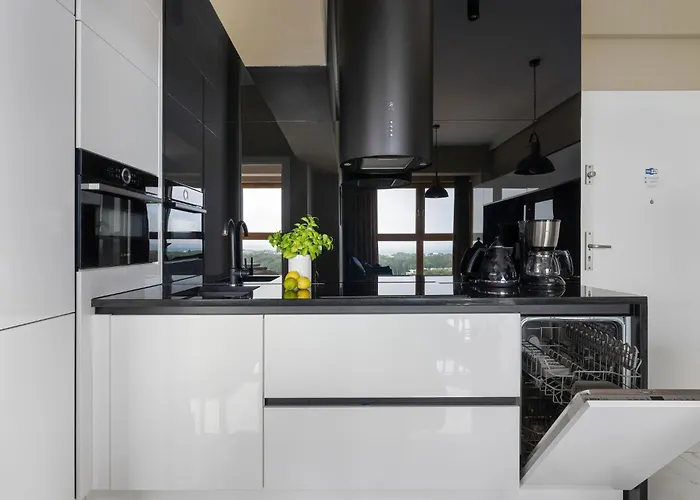 Platan Tower 113 By Interhome * Svinoústí